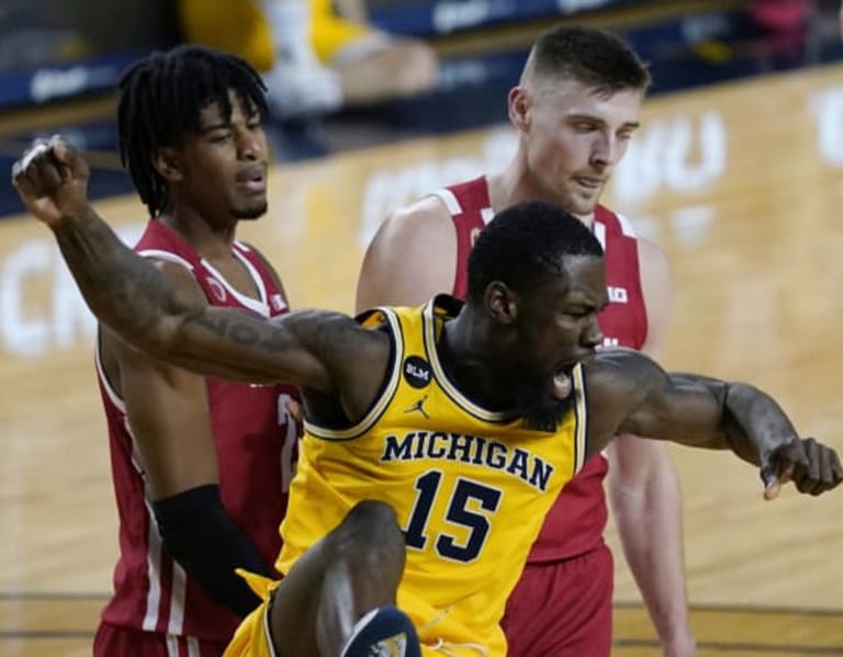 Michigan Wolverines Basketball: Trace, Gard is a UM card fan