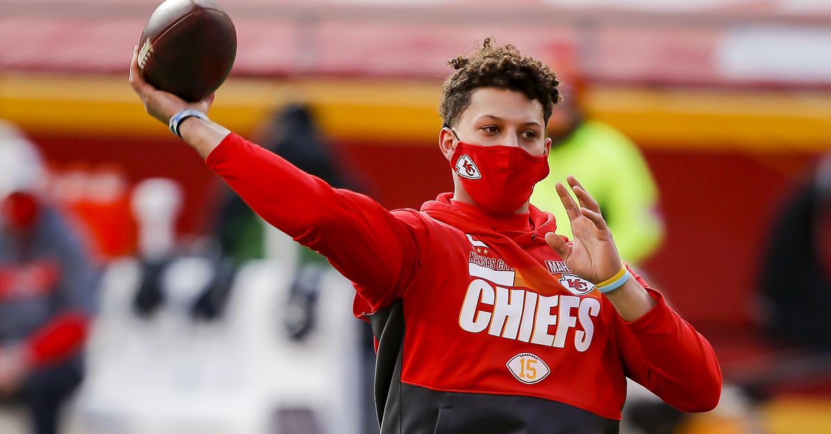 Patrick Mahomes injured: QB heads still in the concussion protocol on Tuesday