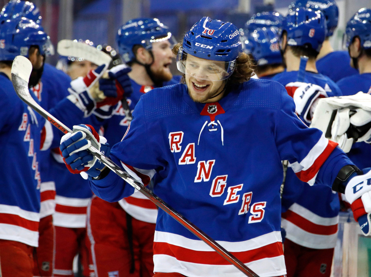 The Rangers retaliate the opening loss with a dominant win over the Islanders